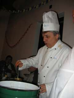 2006-01-14 - 20-06-44 Répafőző verseny-Miklósfa 084.jpg 2006-01-14 - 20-06-44 Répafőző verseny-Miklósfa 084.jpg