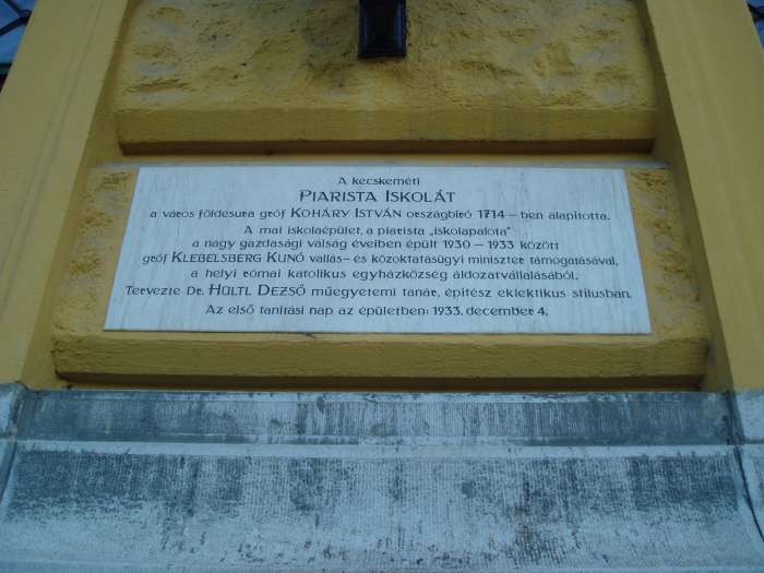 Kecskemét, Piaristák tere 05. 2.kép.jpg Kecskemét, Piaristák tere 05. 2.kép.jpg