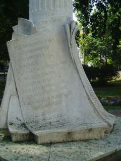 Szeged, Széchenyi tér: Klebelsberg Kunó emlékműve 2.kép.jpg Szeged, Széchenyi tér: Klebelsberg Kunó emlékműve 2.kép.jpg